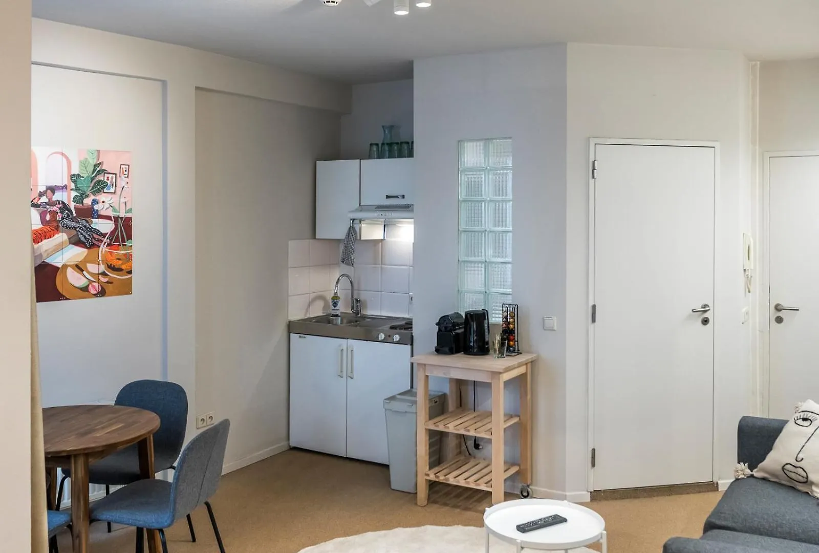 Japie Rooms - In The Heart Of Anvers